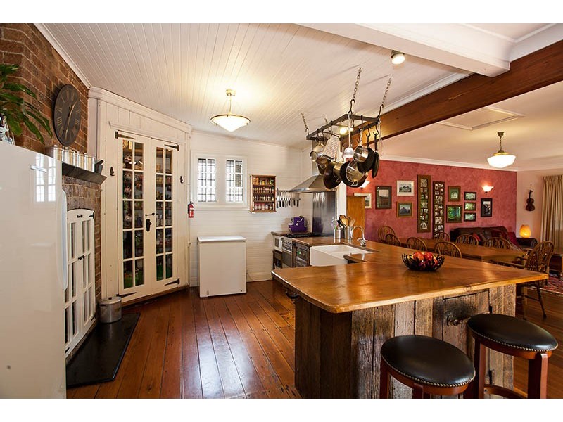 49 Warabin Street, Waterfall NSW 2233