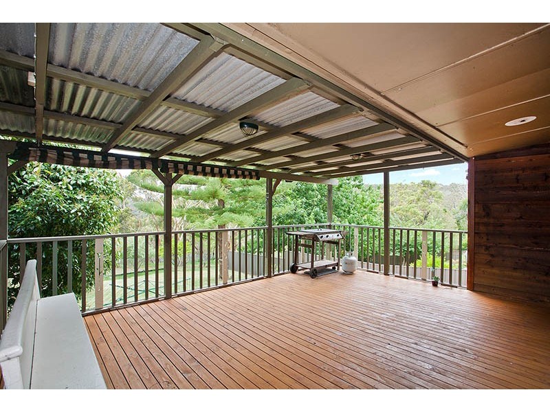 39 Yanagang Street, Waterfall NSW 2233
