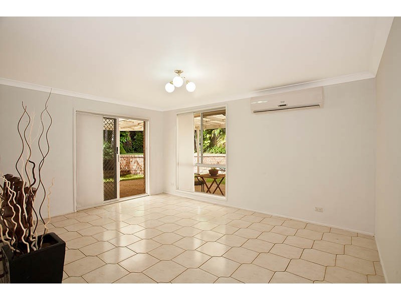 8 Mannikin Drive, Woronora Heights NSW 2233