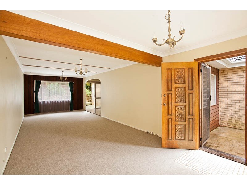 11 Tobruk Avenue, Engadine NSW 2233