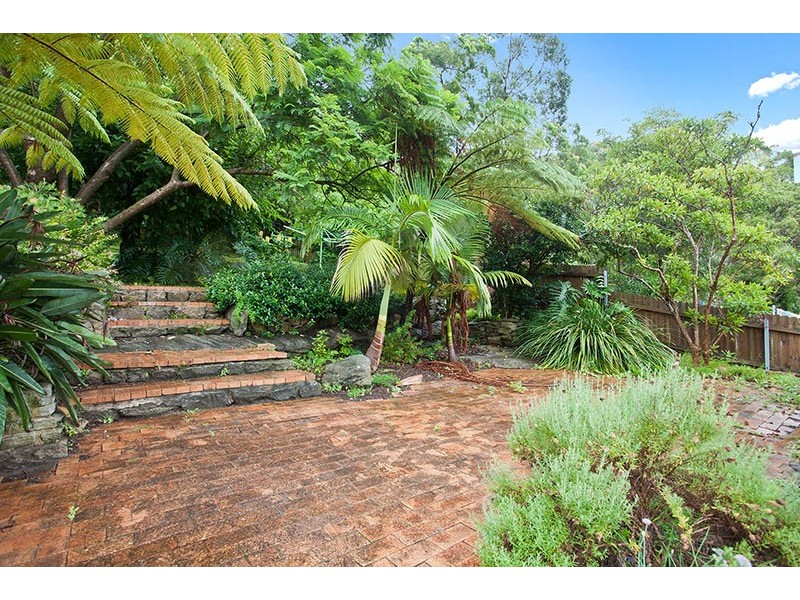 11 Tobruk Avenue, Engadine NSW 2233