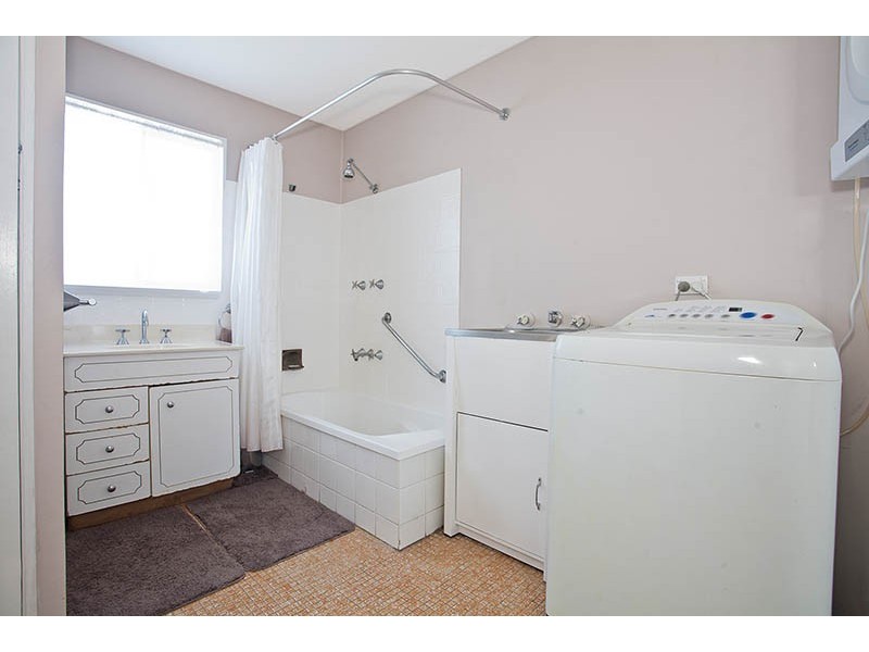 15 Veno Street, Heathcote NSW 2233