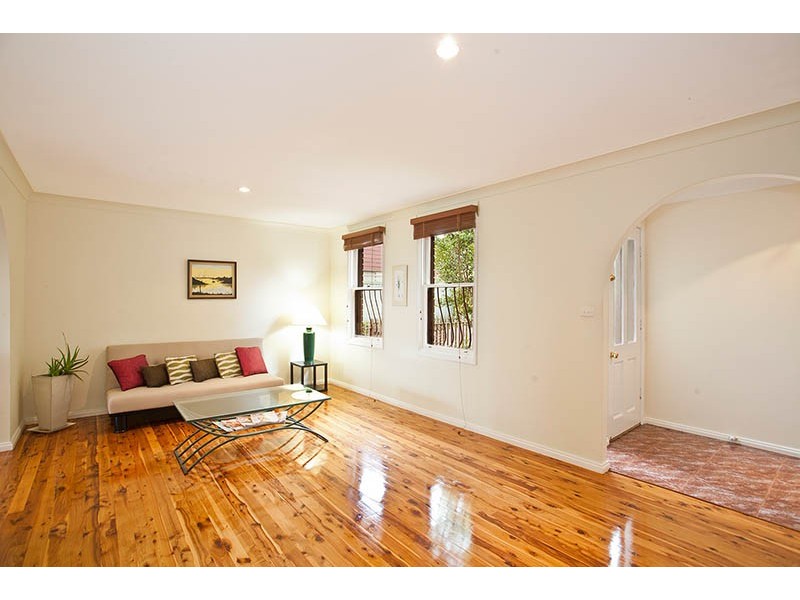 6 Goondah Road, Engadine NSW 2233