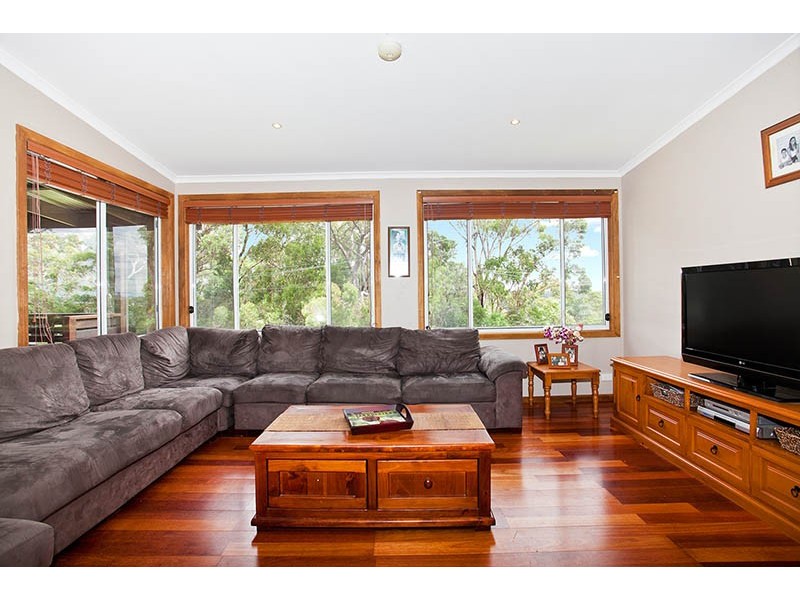 10 Edgecliff Place, Engadine NSW 2233