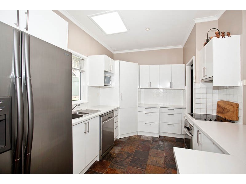 10 Edgecliff Place, Engadine NSW 2233