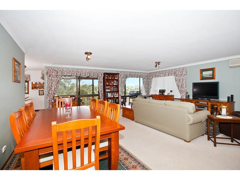 25 Lalor Crescent, Engadine NSW 2233
