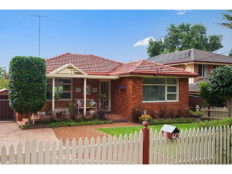 40 Jacana Grove, Heathcote NSW 2233