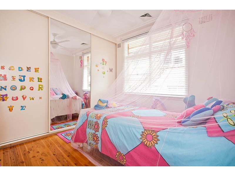 40 Jacana Grove, Heathcote NSW 2233