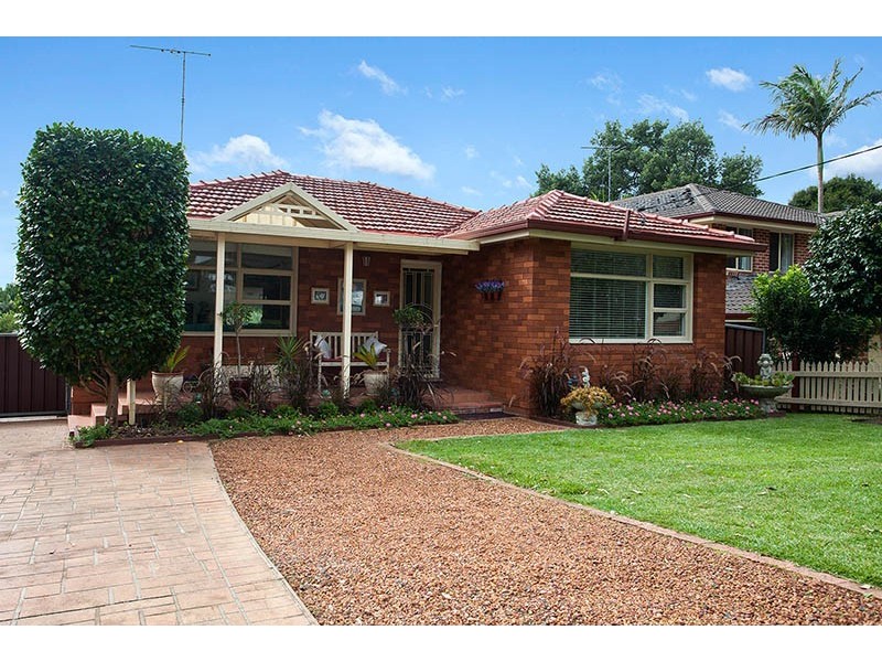40 Jacana Grove, Heathcote NSW 2233