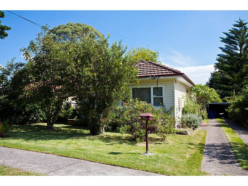 239 Woronora Road, Engadine NSW 2233