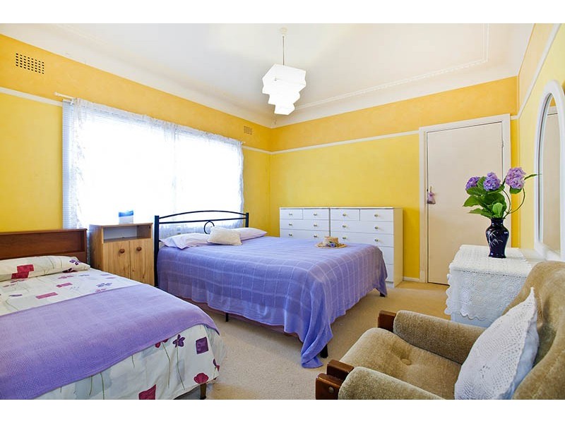 239 Woronora Road, Engadine NSW 2233