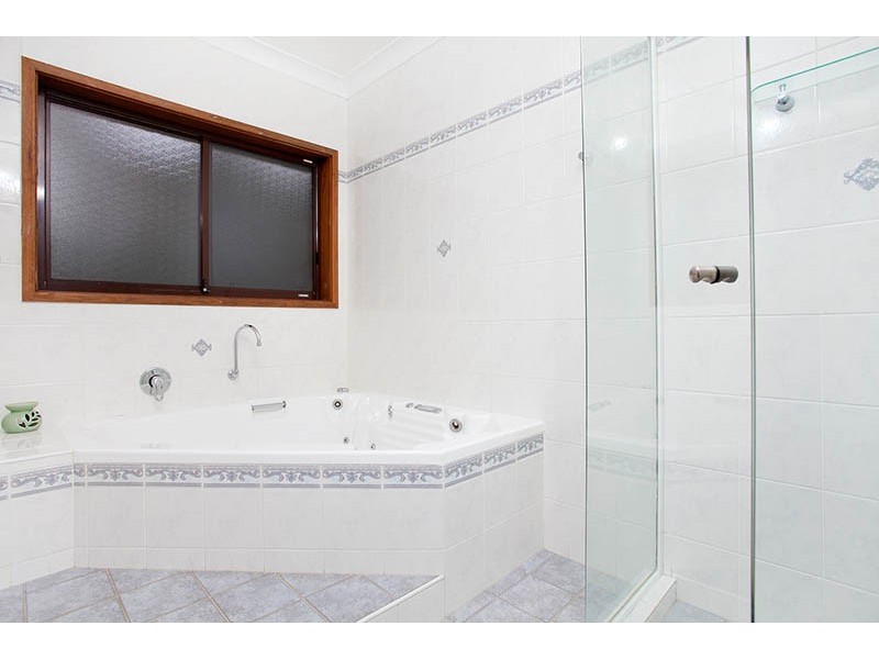 9 Roseneath Place, Engadine NSW 2233