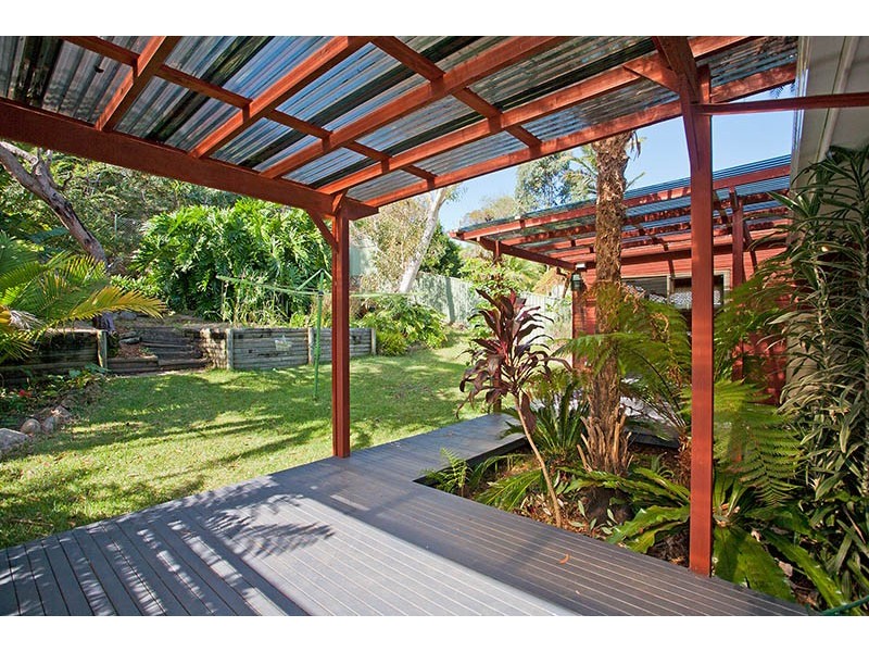 18 Dorset Road, Heathcote NSW 2233