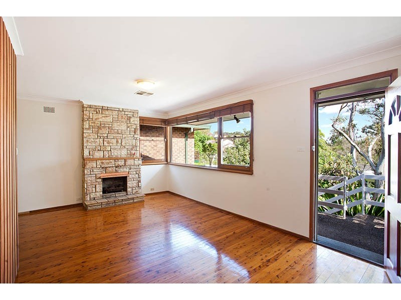 18 Dorset Road, Heathcote NSW 2233