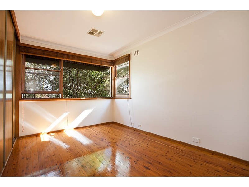 18 Dorset Road, Heathcote NSW 2233