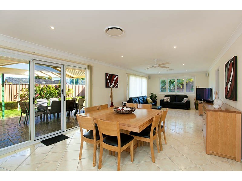 6 Honeyeater Place, Woronora Heights NSW 2233