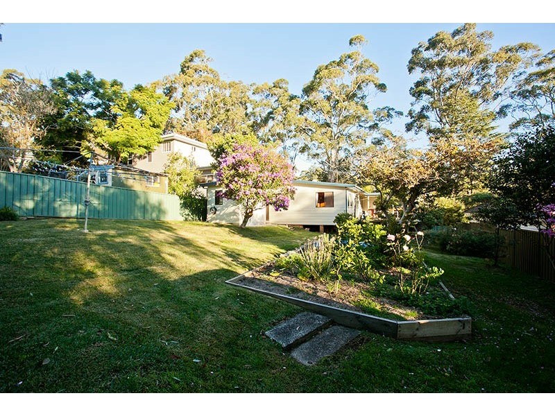 13 Grevillea Grove, Heathcote NSW 2233