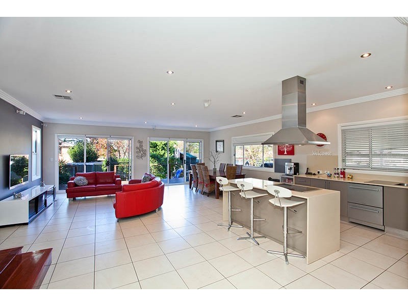 48 Cambrai Avenue, Engadine NSW 2233