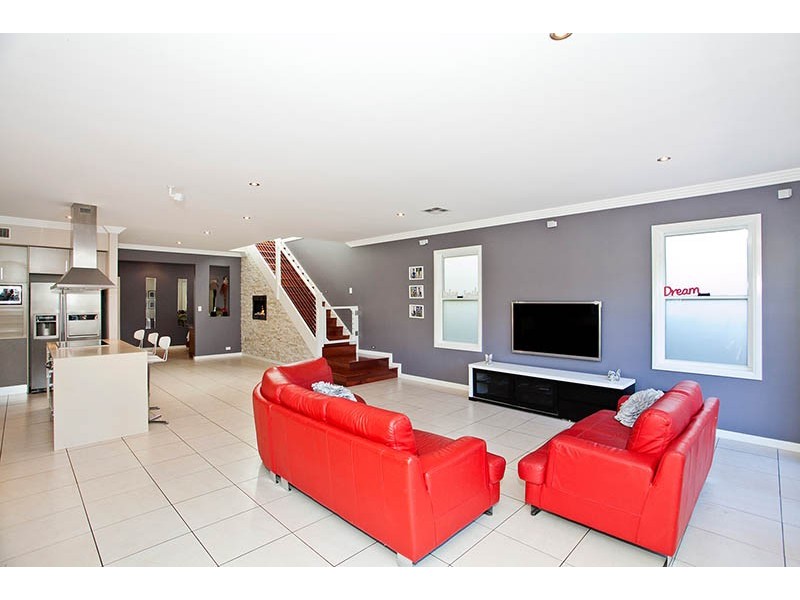 48 Cambrai Avenue, Engadine NSW 2233