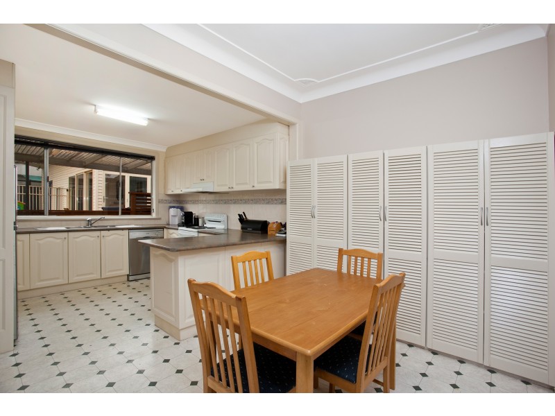 16 Banbal Road, Engadine NSW 2233