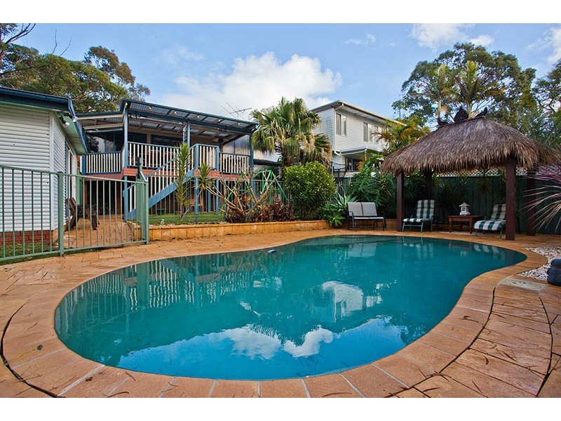 18 Forbes Crescent, Engadine NSW 2233