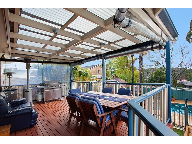 18 Forbes Crescent, Engadine NSW 2233