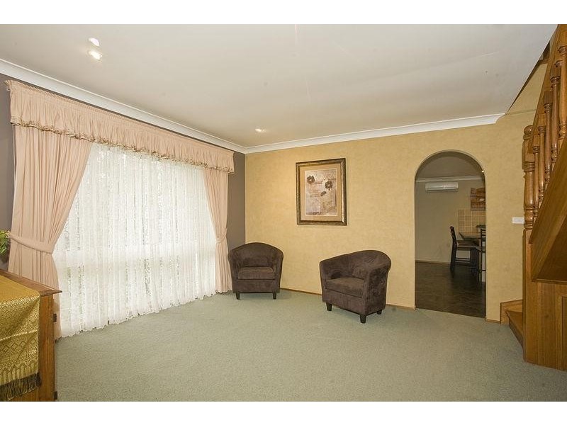 2 Albatross Circuit, Woronora Heights NSW 2233