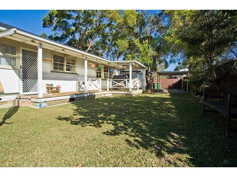 1 Warilda Avenue, Engadine NSW 2233