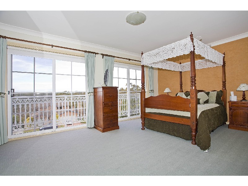 36 Warrangarree Drive, Woronora Heights NSW 2233