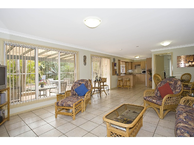 36 Warrangarree Drive, Woronora Heights NSW 2233