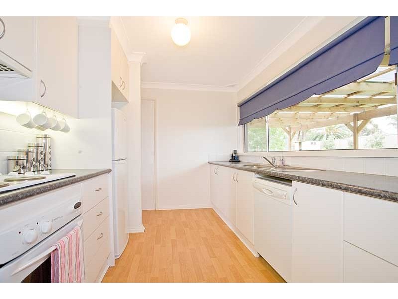 2 Kooraban Street, Waterfall NSW 2233