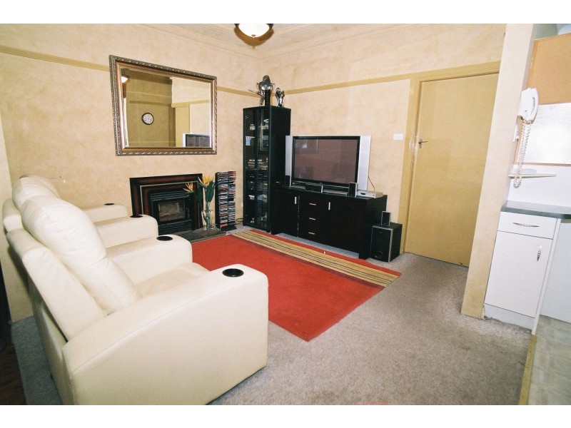 26 Marshall Road, Kirrawee NSW 2232