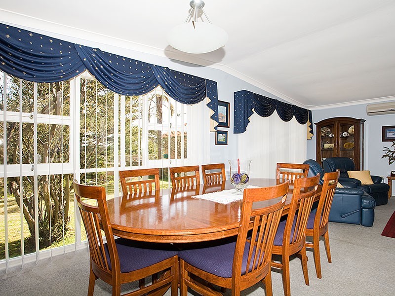 33 Caldarra Avenue, Engadine NSW 2233