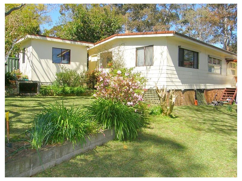 13 grevillea grove, Heathcote NSW 2233