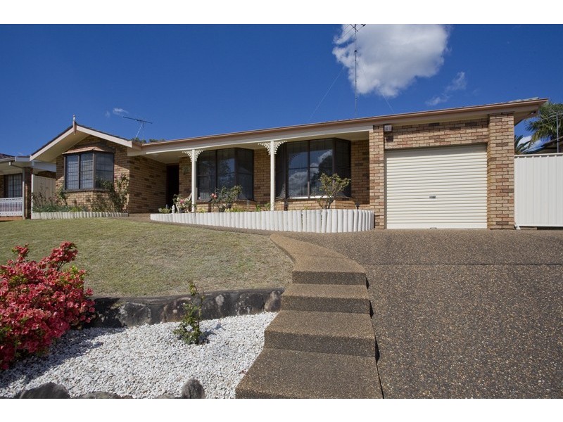 92 Albatross Circuit, Woronora Heights NSW 2233