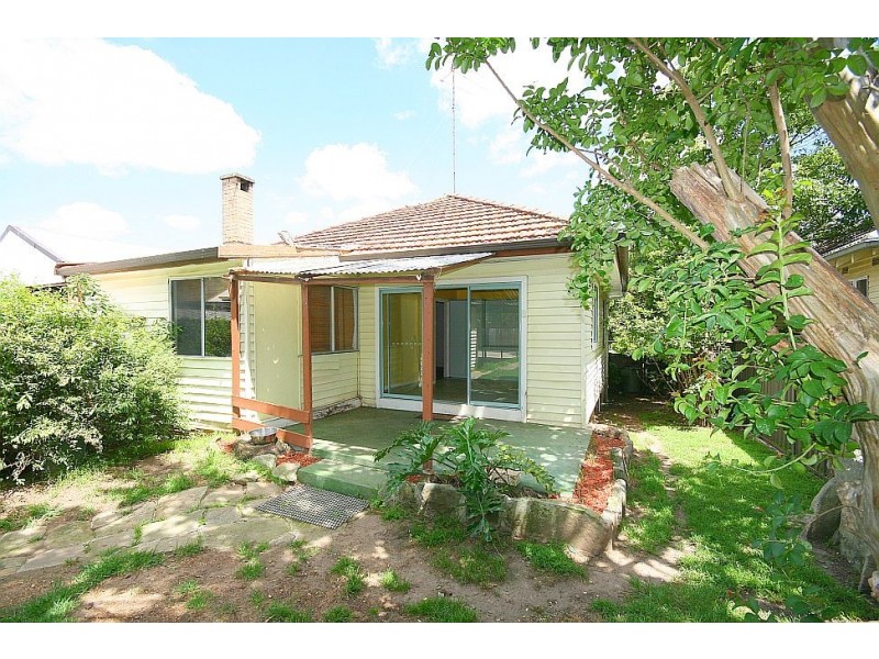 118 Linden Street, Sutherland NSW 2232