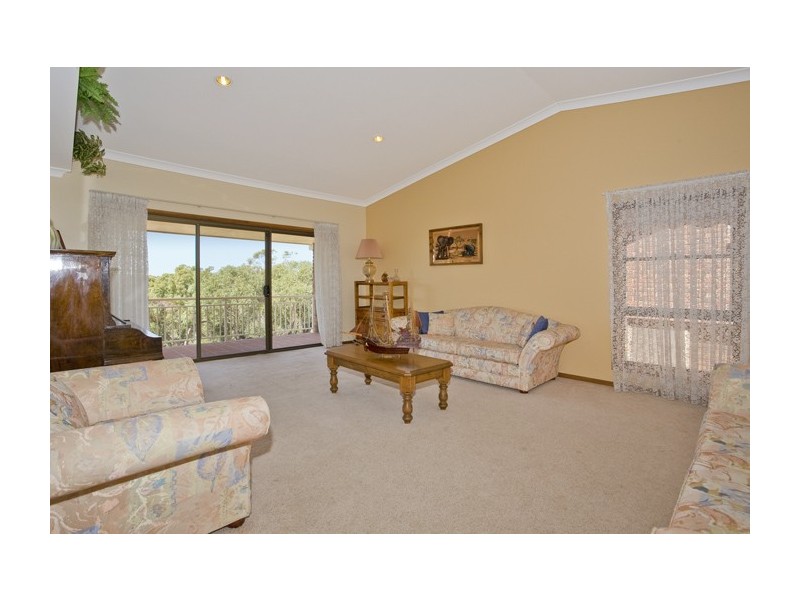 44 Warrangarree Drive, Woronora Heights NSW 2233