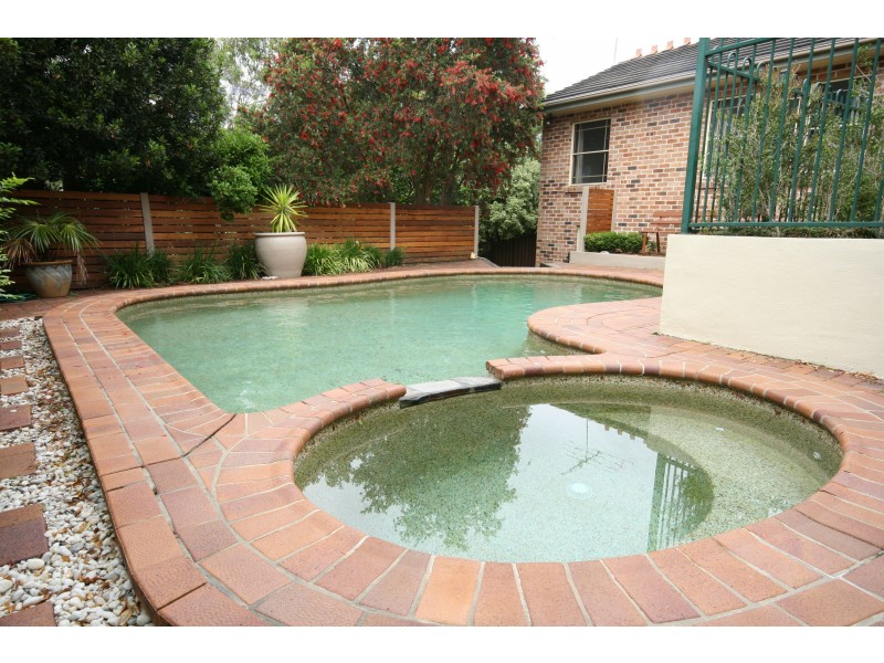 13 Quarrion Place, Woronora Heights NSW 2233