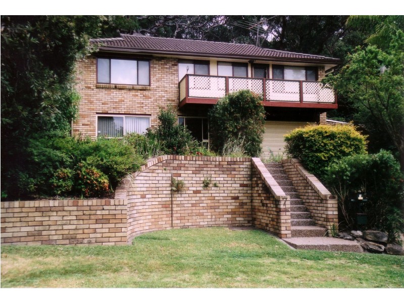 7 Urana Road, Yarrawarrah NSW 2233