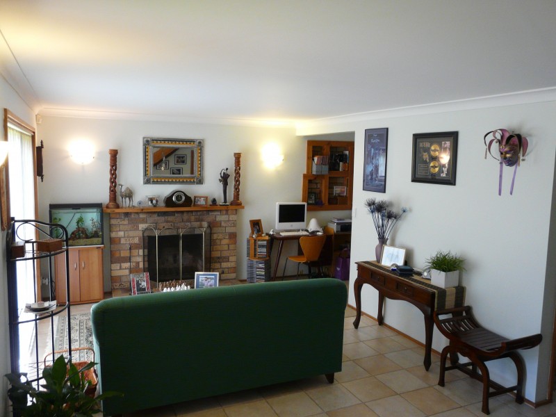 7 Urana Road, Yarrawarrah NSW 2233