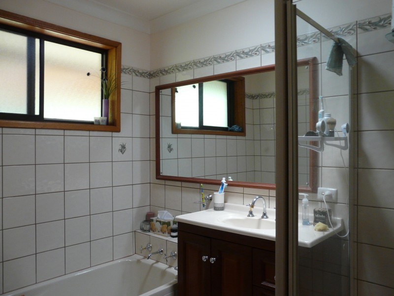 7 Urana Road, Yarrawarrah NSW 2233