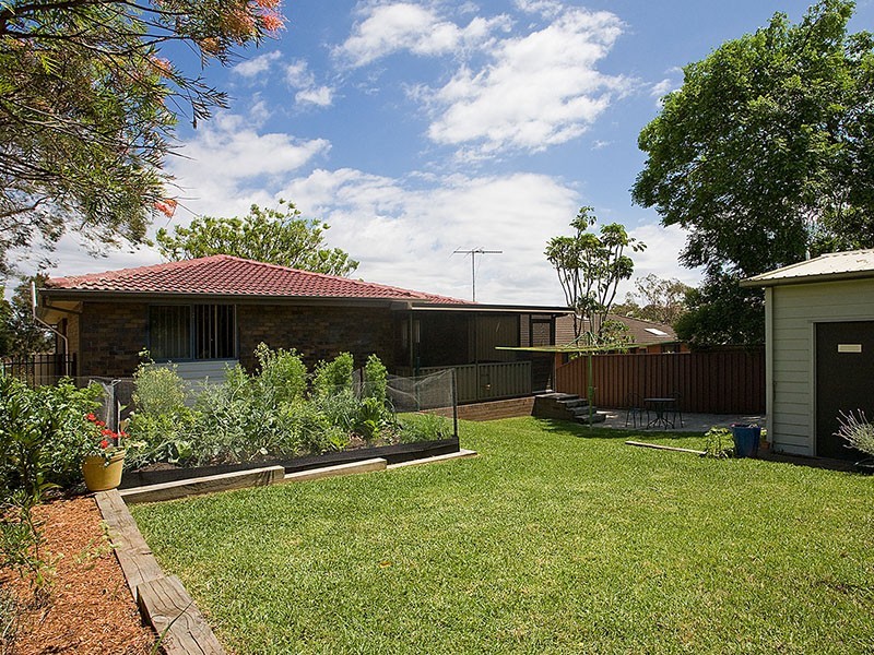 10 Cassandra Crescent, Heathcote NSW 2233