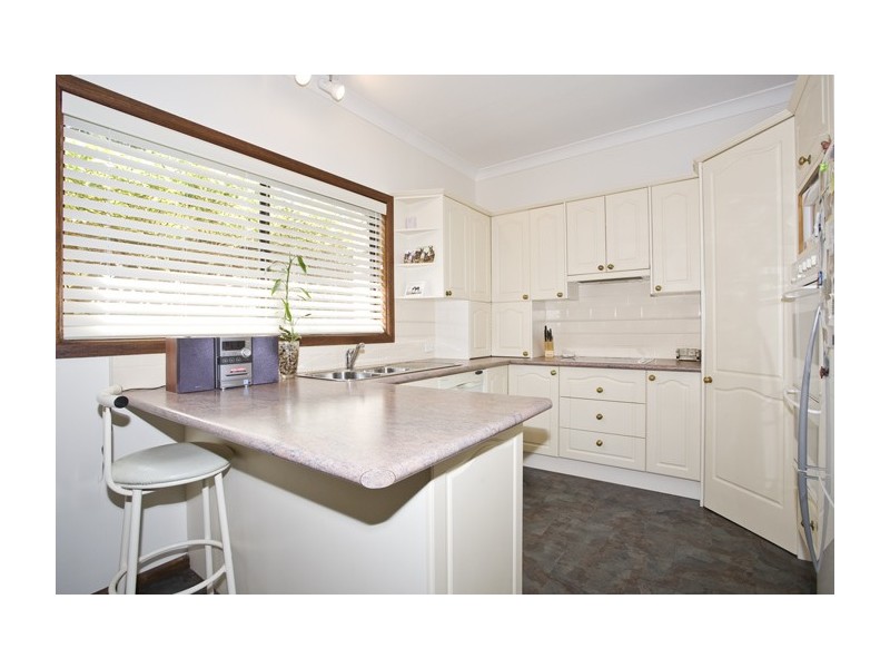 11 Strickland Street, Heathcote NSW 2233