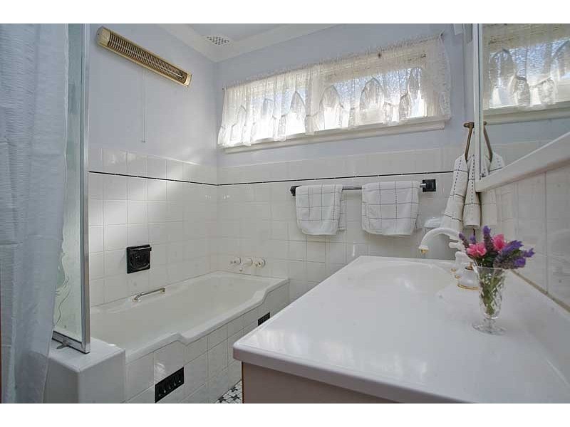 1 Warilda Avenue, Engadine NSW 2233