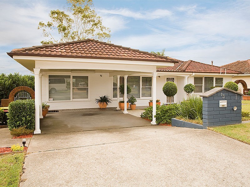 13 Tarcoola Place, Engadine NSW 2233