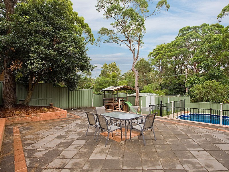 54 Dalley Road, Heathcote NSW 2233