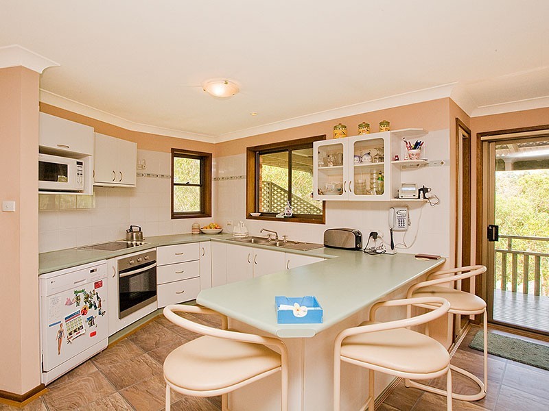 60 Spoonbill Avenue, Woronora Heights NSW 2233