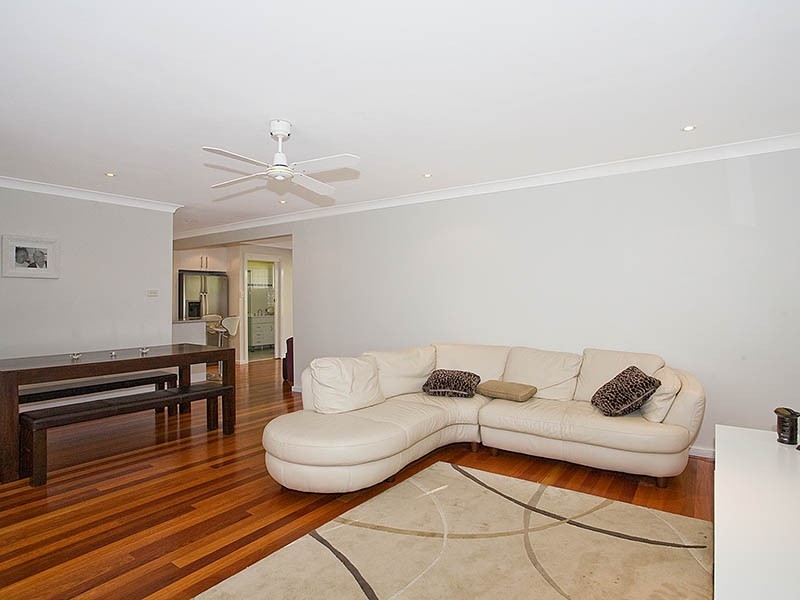 7 Forbes Crescent, Engadine NSW 2233