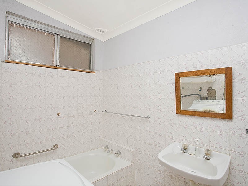 53 Yanagang Street, Waterfall NSW 2233