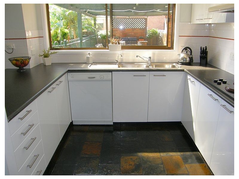 16 Albatross Circuit, Woronora Heights NSW 2233